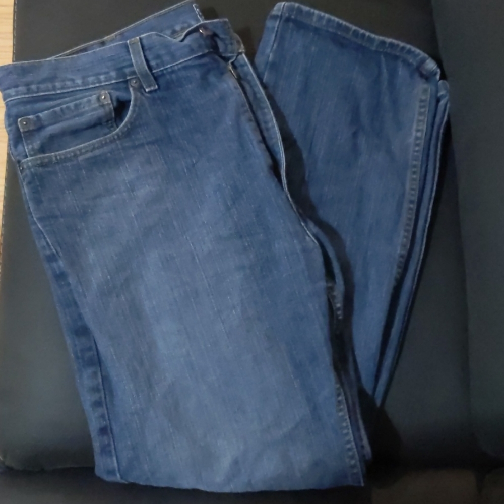 Signature Levi Jeans 38 x 30